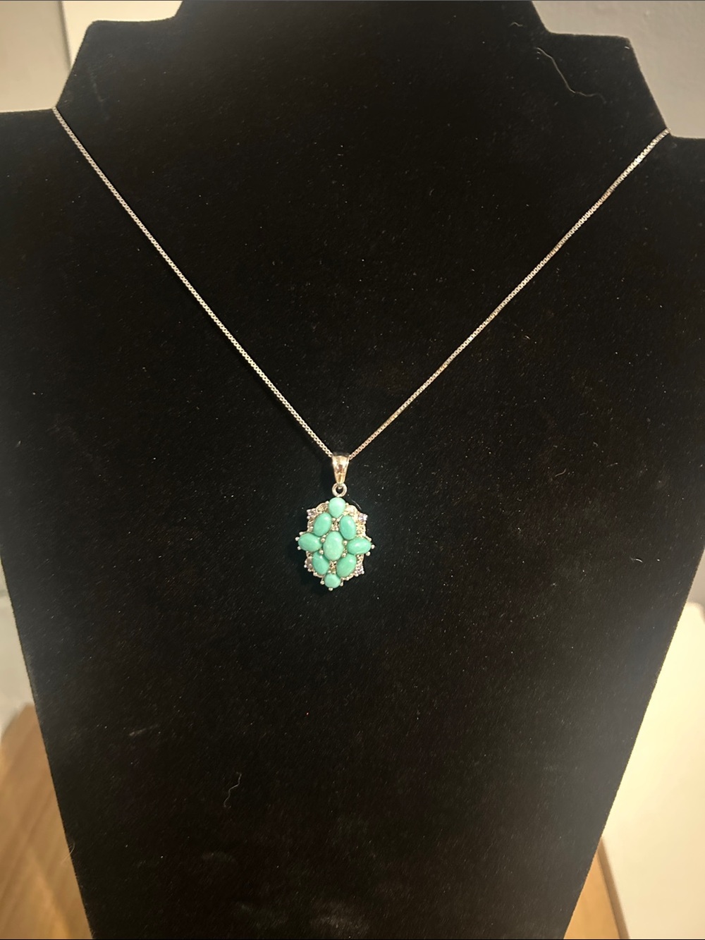 Turquoise Cluster Pendant Necklace - Women Jewelry - 24” box chain